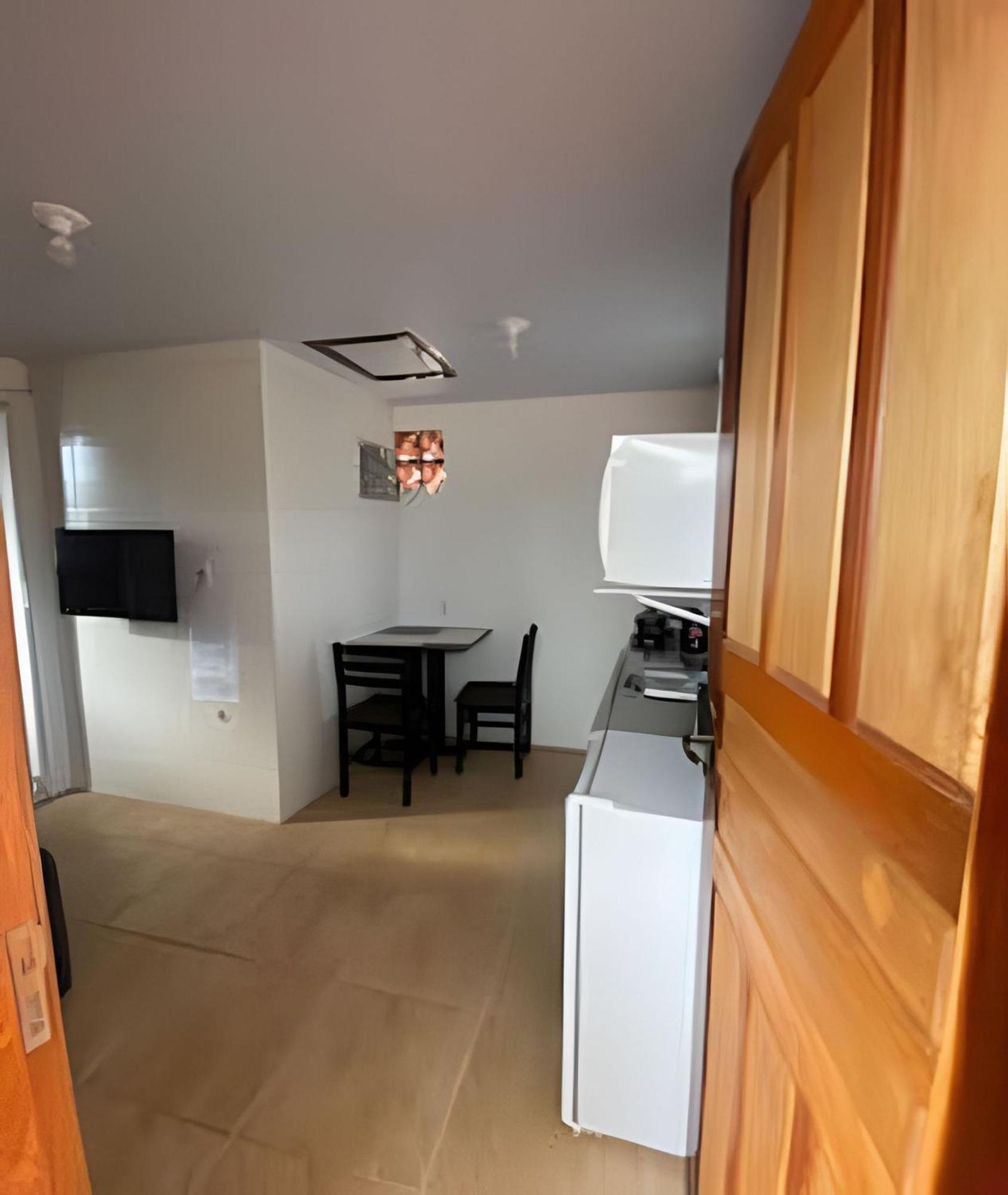 Apartamento Casa Terceiro Piso, Meio De Varias Praias