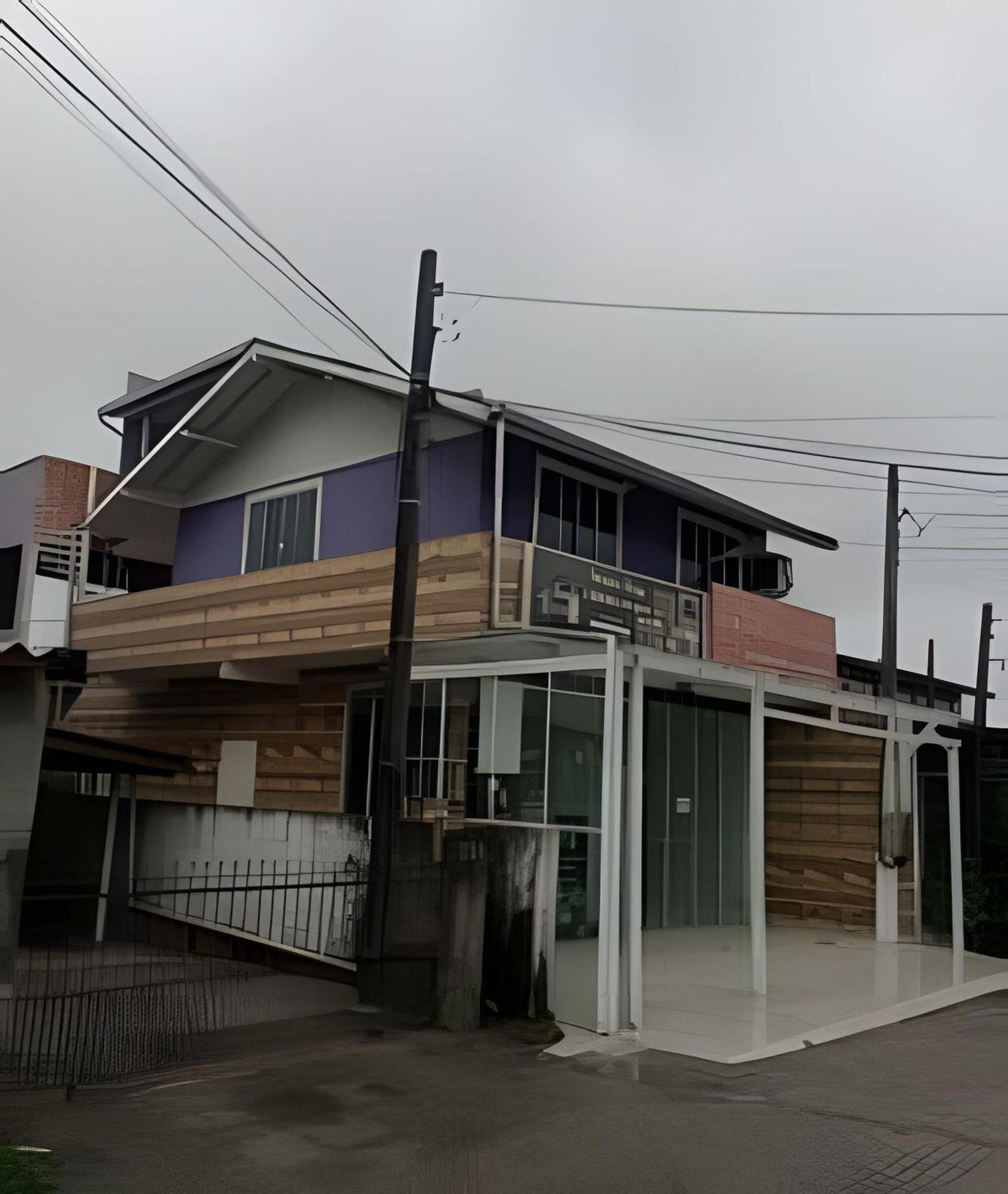 Casa Terceiro Piso, Meio De Varias Praias * Florianópolis